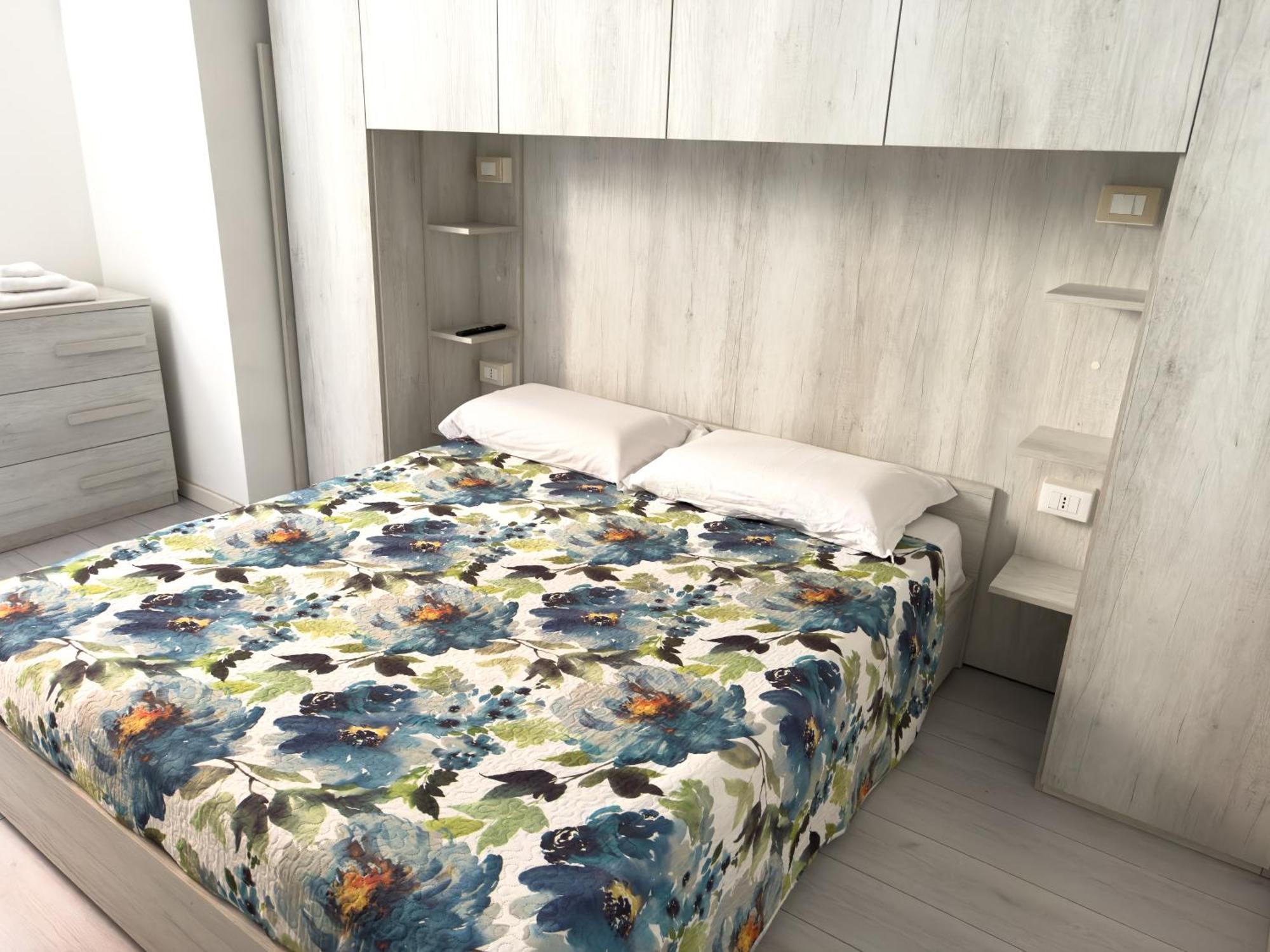 Valerias Nest Elegant With Wifi And Charm Apartment